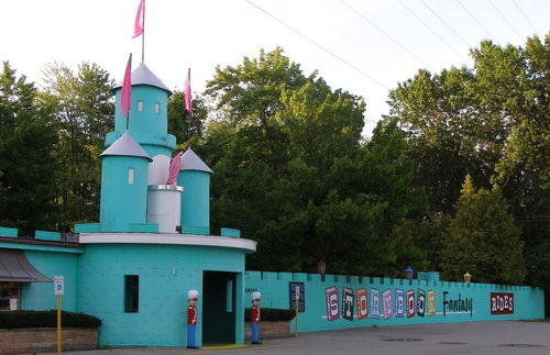 Deer Acres Storybook Amusement Park - Photos From Old Park Website (newer photo)